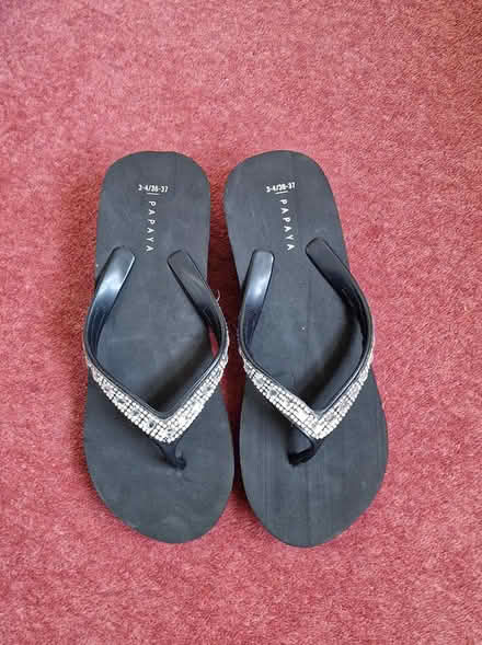 Photo of free Papaya heeled flip flops size 3-4 (Rushden NN10) #1