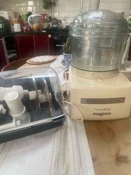 Photo of free Magimix food processor / mixer (CT5) #1