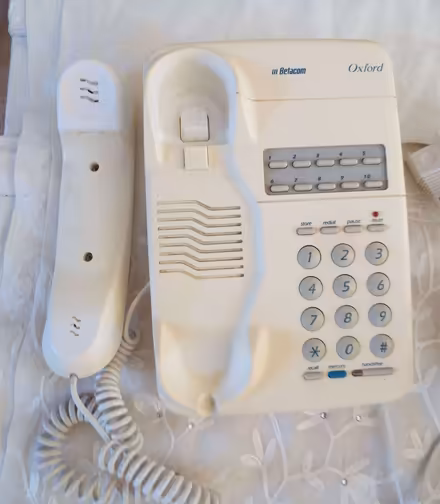 Photo of free Vintage landline phone - dial tone but can't seem to call (Bingham NG13) #3