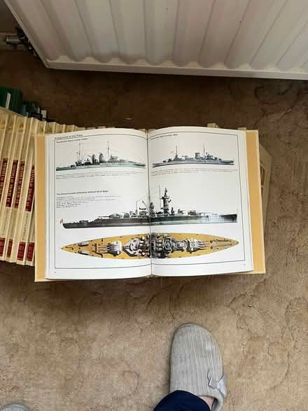 Photo of free World War 2 Encyclopaedias (Northway GL20) #3