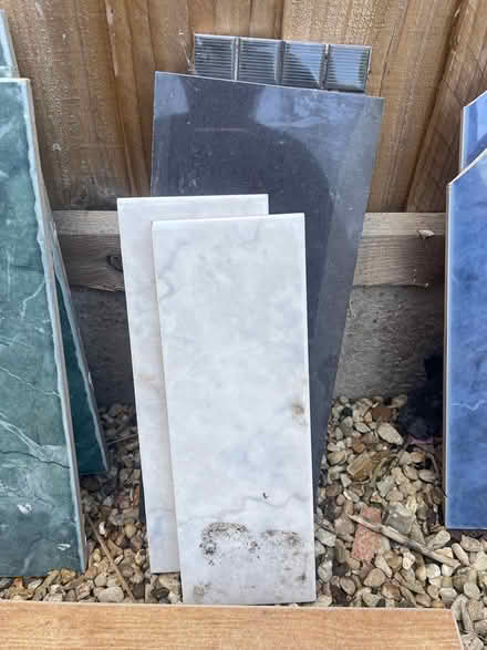 Photo of free TILES white, brown, blue, green (Kentwood RG30) #4