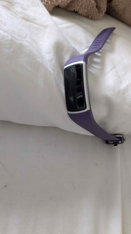 Photo of free Smart Watch no charger (Sundon Park) #1