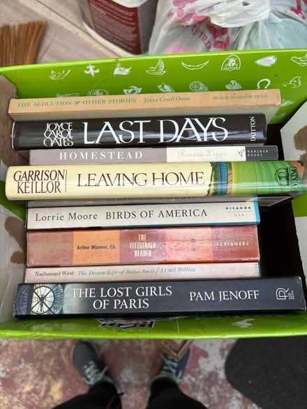 Photo of free Box of fiction (Ossining) #1