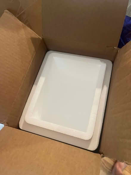 Photo of free Insulated box for shipping (Glen echo, md) #2