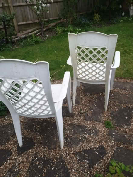 Photo of free 2 White plastic pretty garden chairs (Wargrave RG10) #1