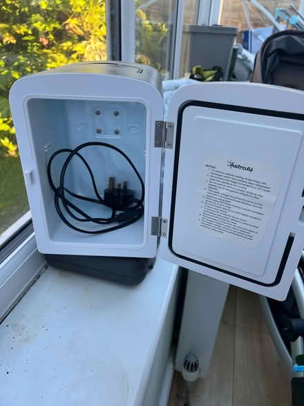 Photo of free Small fridge (Finchampstead RG40) #1