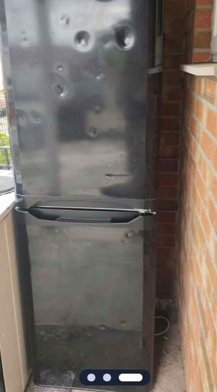 Photo of free Fridge freezer working (L20) #3