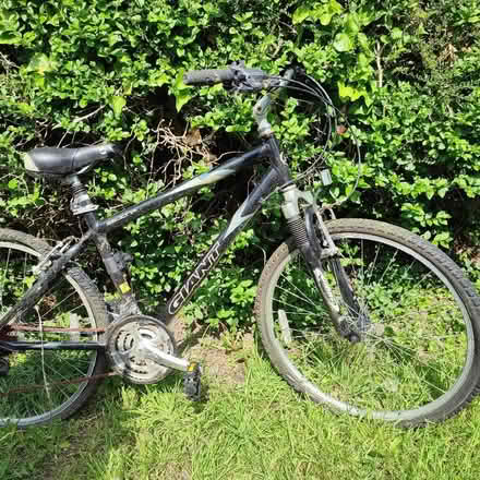 Photo of free Giant Sedona ladies bike, needs work. (Church RG2) #1