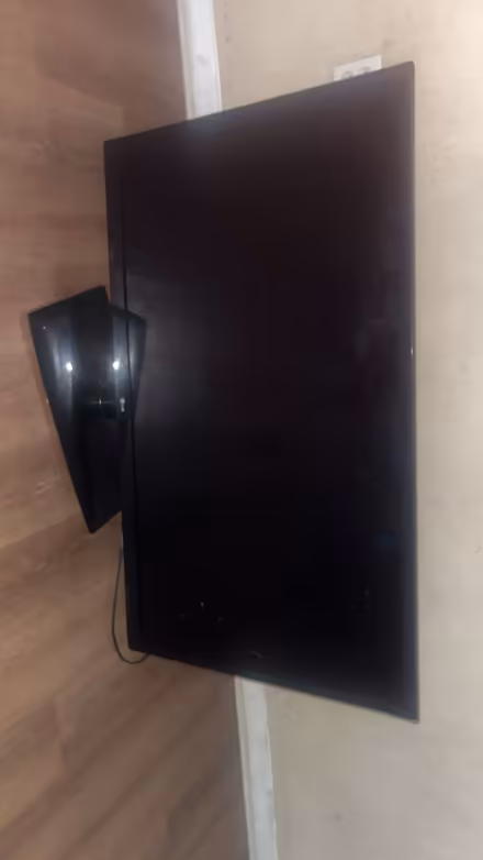 Photo of free 50 in tv (East Hillsborough) #2