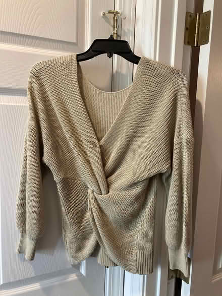 Photo of free Young Women's Tops (Near Eubank Costco (SE)) #2