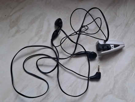 Photo of free Head/Earphones (Harrogate HG1) #1