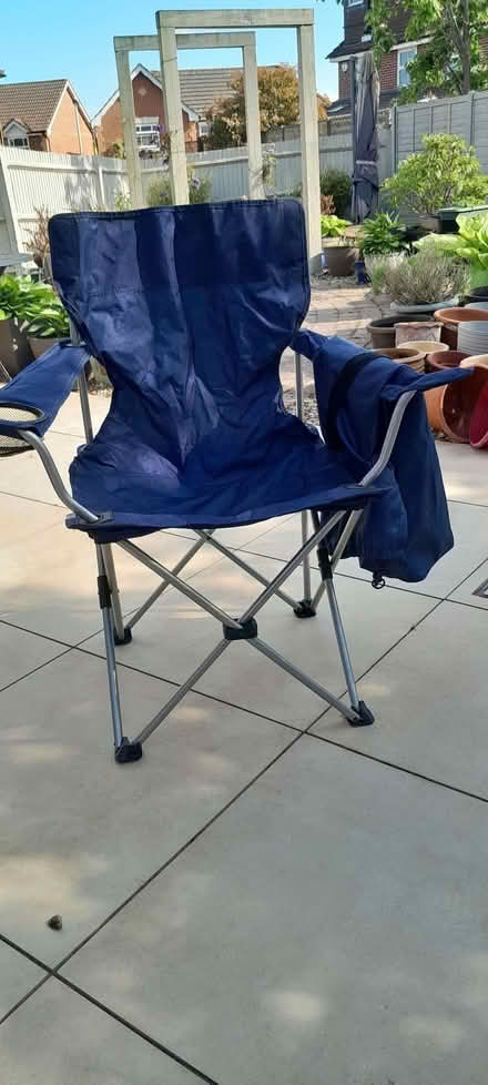 Photo of free Picnic chair with carry bag (Whitegrove RG42) #1
