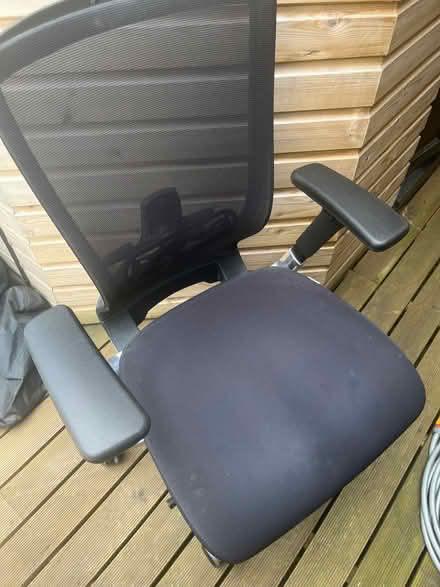 Photo of free Office chair (Tufnell Park N7) #1