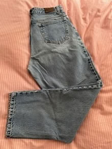 Photo of free Women's Jeans (Cupertino - DeAnza and 280) #1