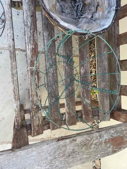 Photo of free Hanging baskets (GL11) #2