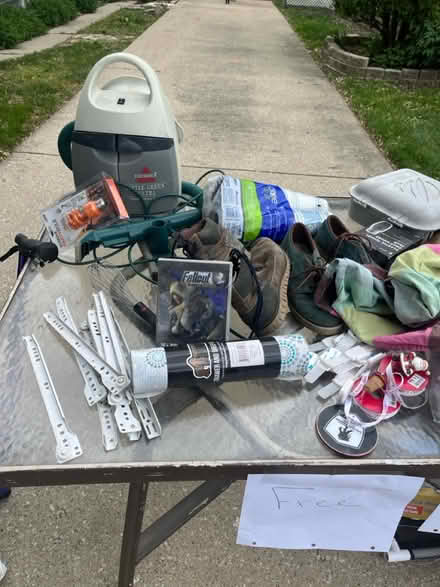 Photo of free stuff on driveway (Melrose Park) #1