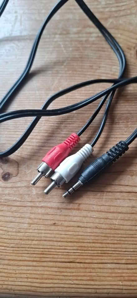 Photo of free Stereo to Headphones Cable No.1 (Harrogate HG1) #1