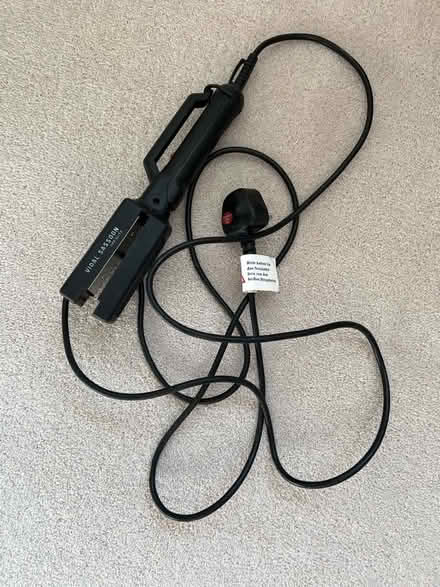 Photo of free Wide hair straighteners by Vidal Sassoon. (Swindon SN3) #1