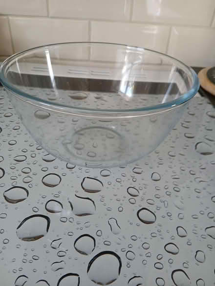 Photo of free Small glass mixing bowl (Wallisdown BH12) #1