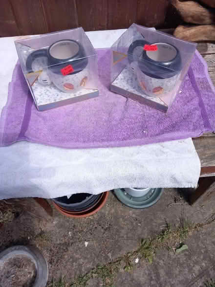 Photo of free 2 Disney mugs (Collier Row RM5) #1