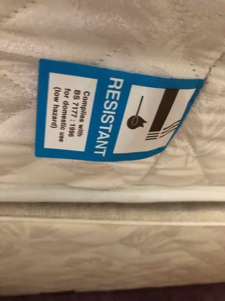 Photo of free Single 2 drawer divan bed (Wilstead MK45) #3