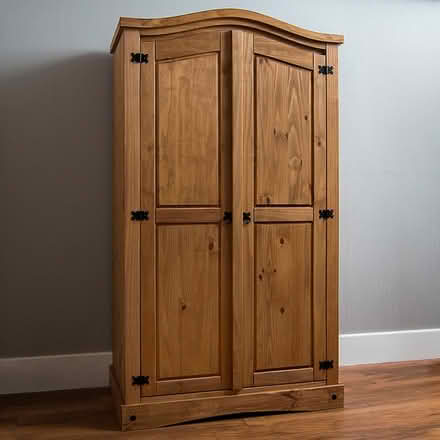 Photo of A wooden wardrobe (West End LE3) #1