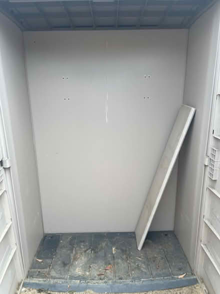 Photo of free Keter tall outdoor storage cabinet (Sunnyvale - Ponderosa Park) #2