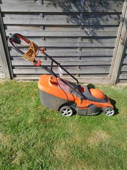 Photo of free Lawn mower (PA2) #1