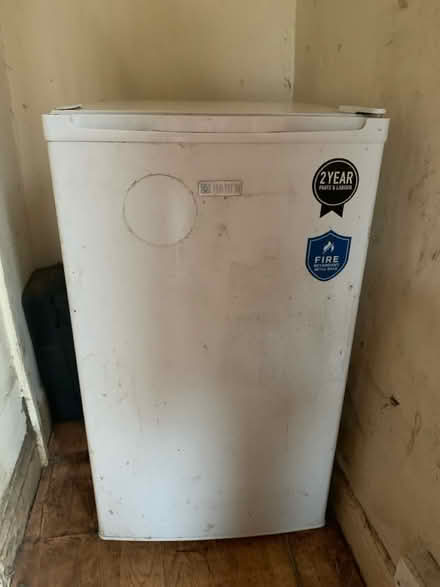 Photo of free Fridge and freezer (SK3 Edgeley) #2