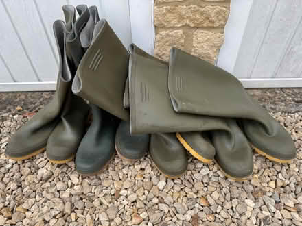 Photo of free 4 pairs of adult wellies (Madley Park OX28) #1