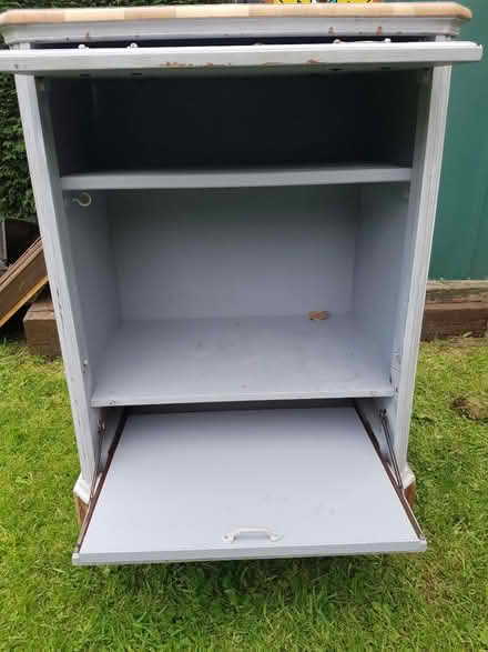 Photo of free Upcycle project cabinet (Shiregreen s5) #4