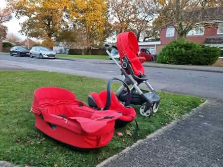 Photo of free Pram and Car Seat (CT2) #1