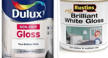 Photo of white gloss or satin paint (Aigburth L17) #1