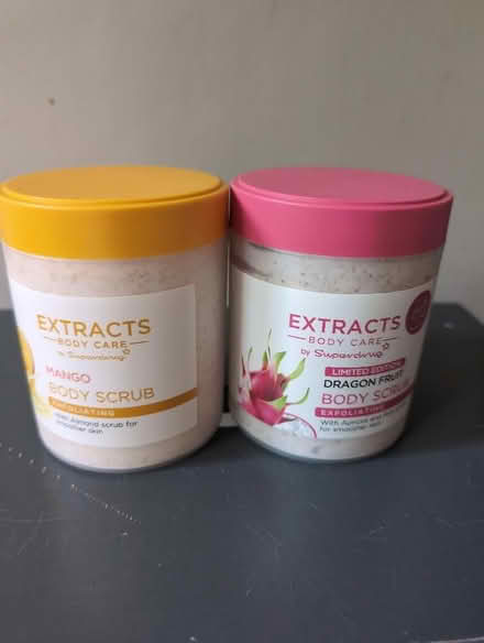 Photo of free Body scrub (The Cedars Estate WD3) #1