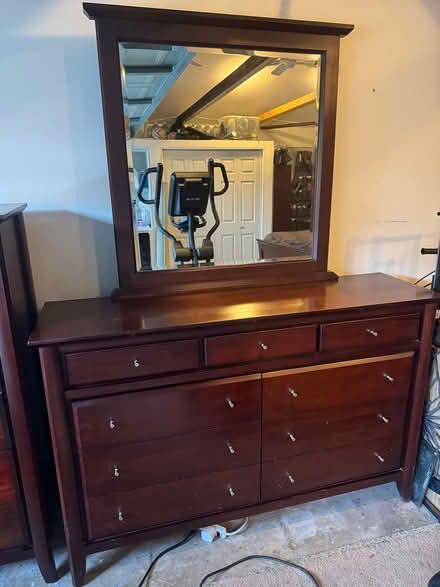 Photo of free Queen bedroom set (West Torrance) #4