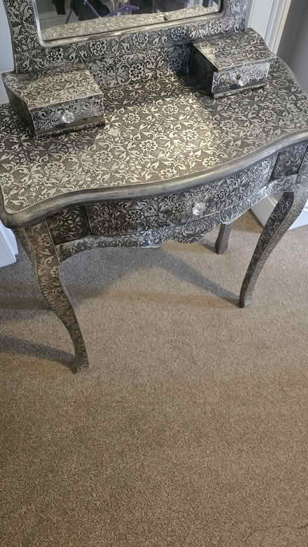 Photo of free Dressing table (Bath) #3