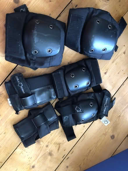 Photo of free Skateboarding protection pads (Bear Flat) #1