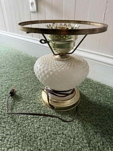 Photo of free Vintage lamp (Odenton) #1
