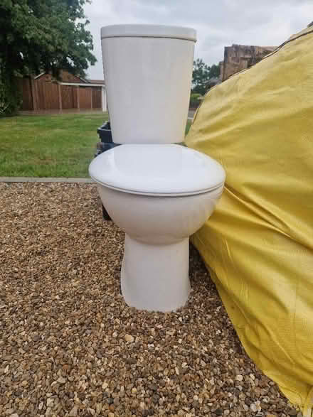 Photo of free Close coupled toilet (Locksbottom BR6) #2