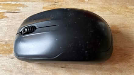 Photo of free Wireless Logitech mouse with scroll wheel (Goldhanger CM9) #1