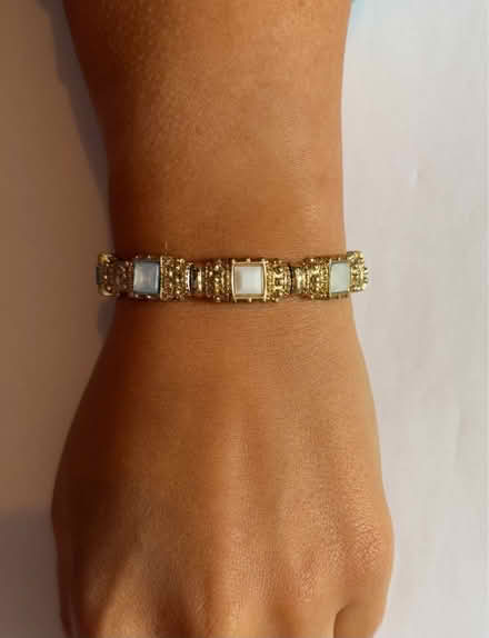 Photo of free Womenβs accessories (RG1) #3