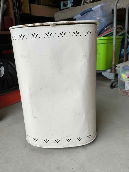 Photo of free Vintage Hamper (Southeast Fort Collins) #1