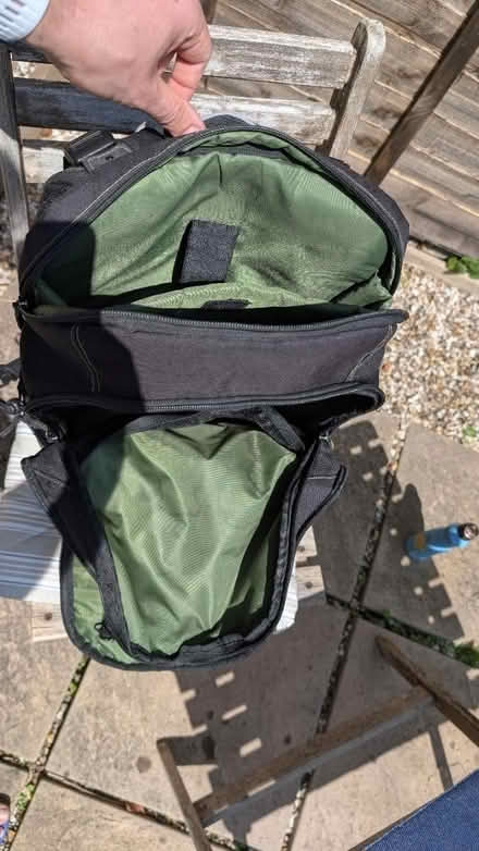 Photo of free Backpack (RG1, reading) #4