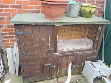 Photo of free Rabbit hutch (Offerton SK2) #4