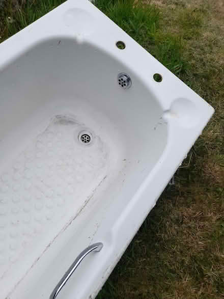 Photo of free Bath (Loughborough) #2