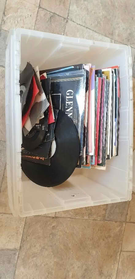 Photo of free Records (Linslade LU7) #1