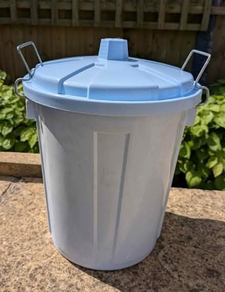 Photo of free Mini bin (Woodstock OX20) #1