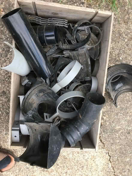 Photo of free box of wickes gutter parts (Brogborough MK43) #1