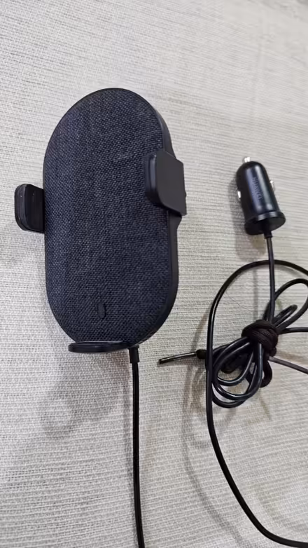 Photo of free Car Mobile phone holder cum charger (Marsiling rise , 730128) #2