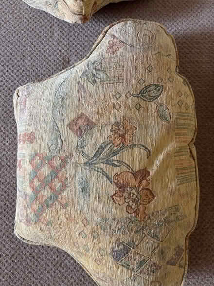 Photo of free Sofa Cushions and Padded Seat (Keighley BD20) #4